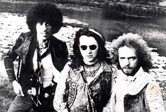 Left to Right: Lynott, Downey and Bell
